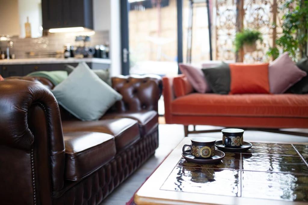 The Cart House - Beautiful Contemporary Barn - Hot Tub Apartment บริดจ์นอร์ท ภายนอก รูปภาพ