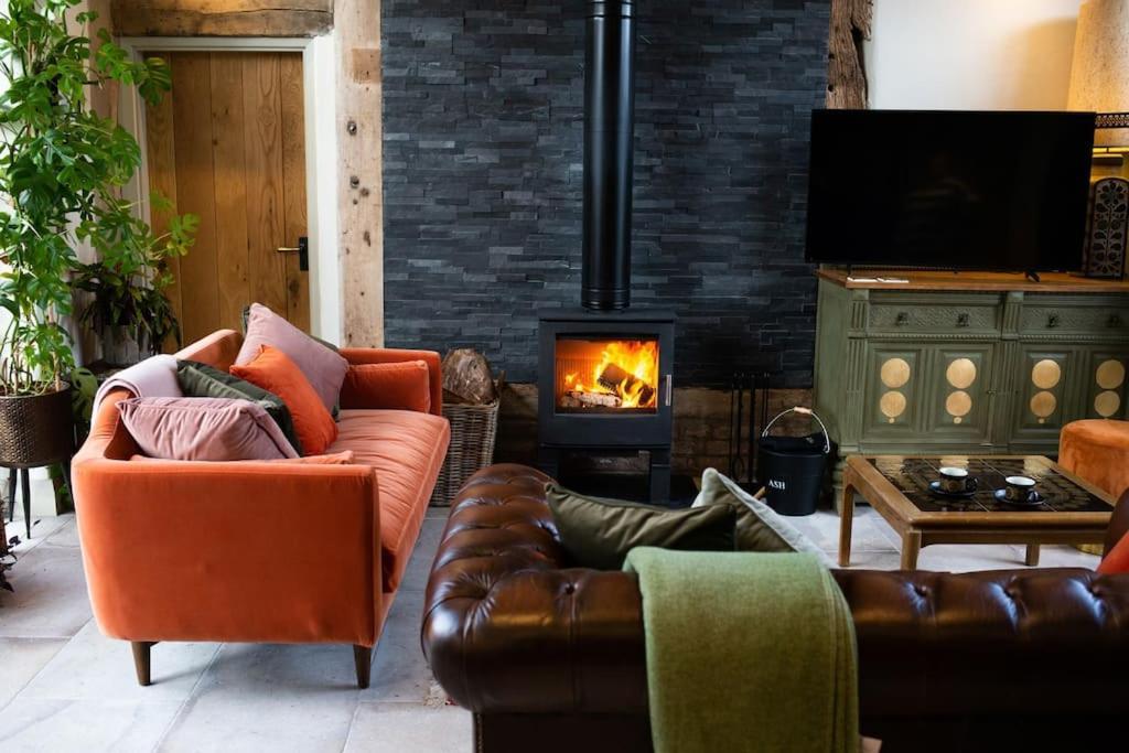 The Cart House - Beautiful Contemporary Barn - Hot Tub Apartment บริดจ์นอร์ท ภายนอก รูปภาพ