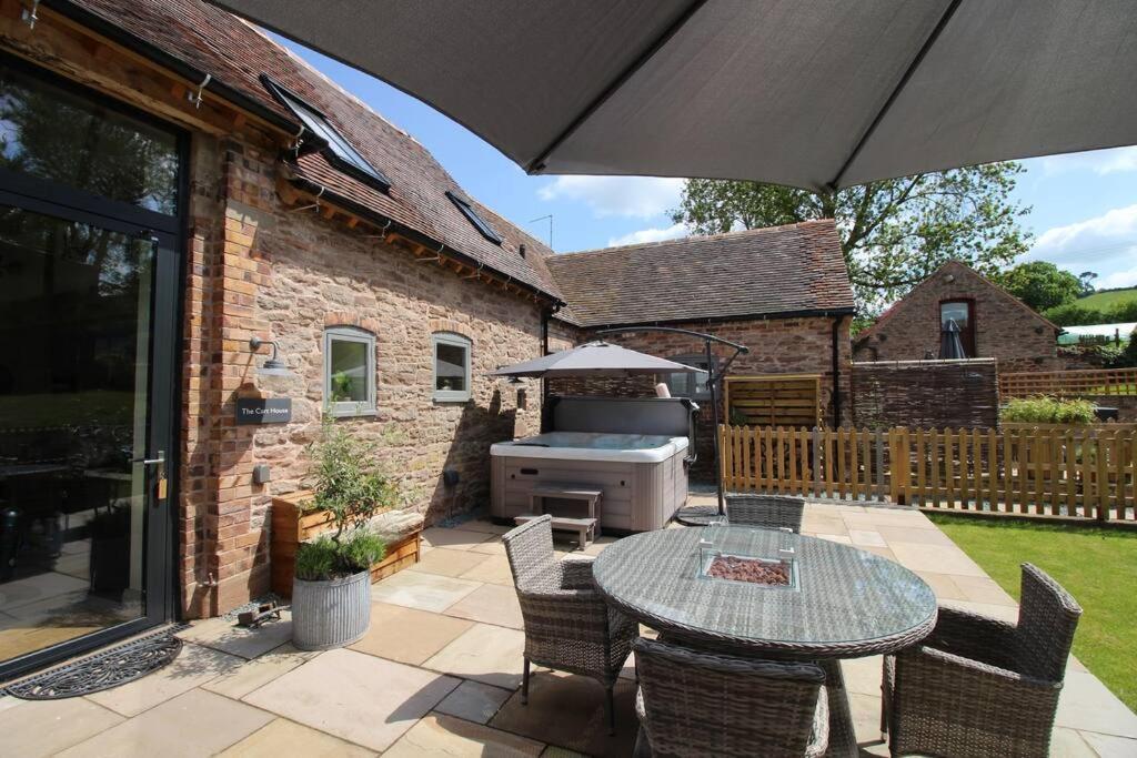 The Cart House - Beautiful Contemporary Barn - Hot Tub Apartment บริดจ์นอร์ท ภายนอก รูปภาพ